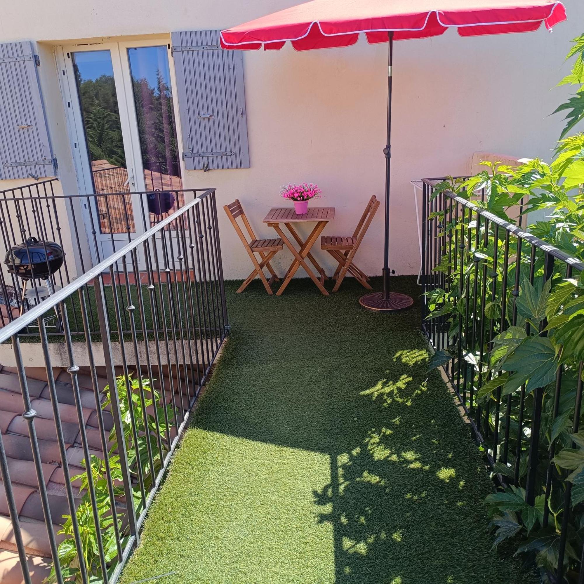 Chez Lucho Et Carole Villa La Bastidonne Kültér fotó